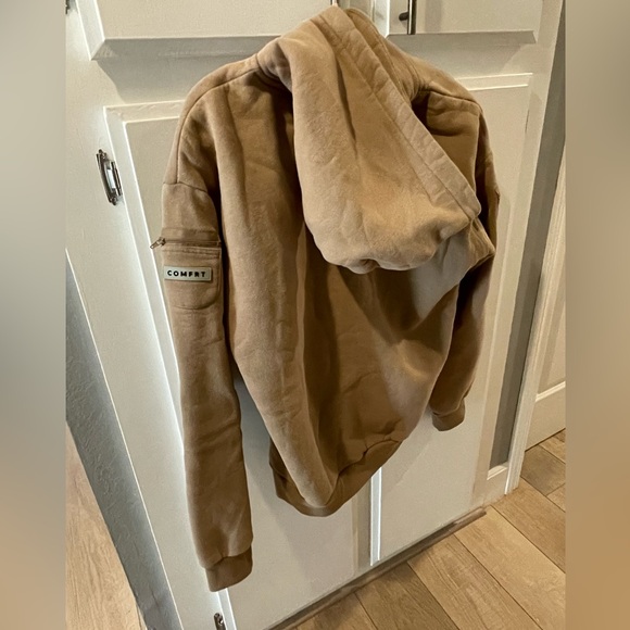 COMFRT Sweater (M) & Cuffed Sweatpants (S) in mocha brown color - Picture 4 of 11